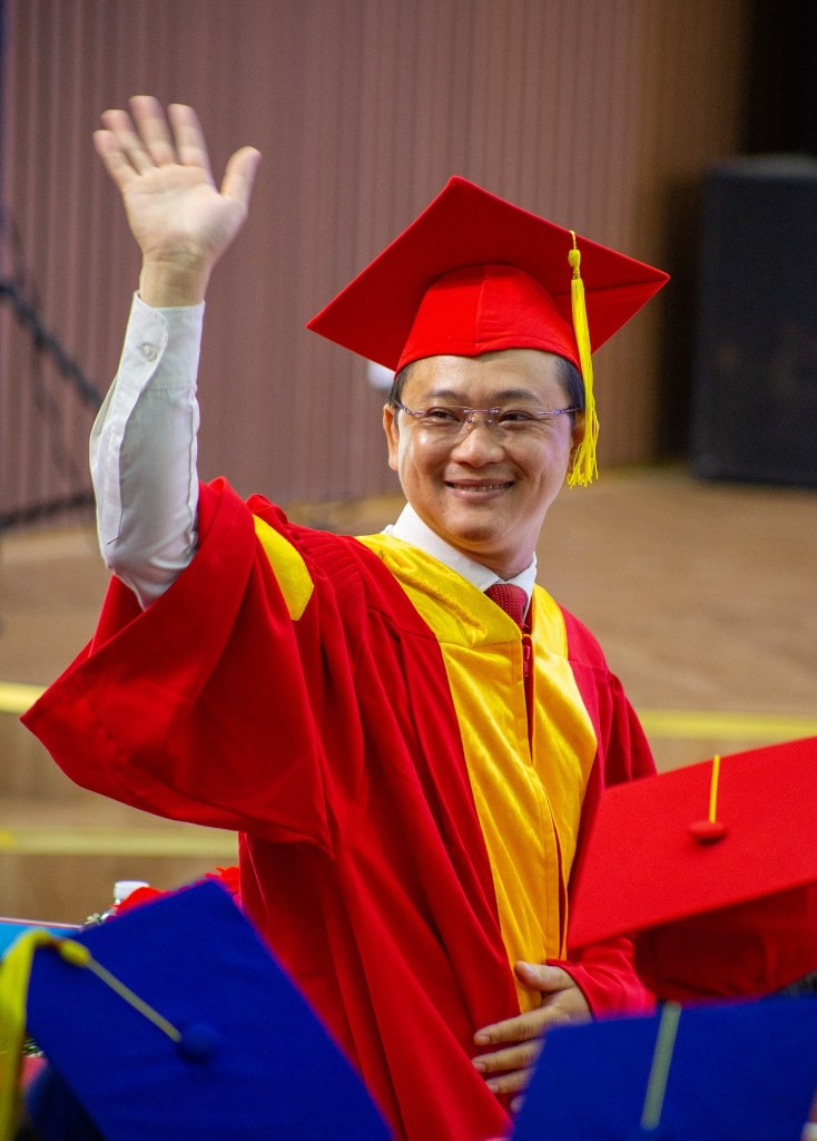 Tiến Sĩ